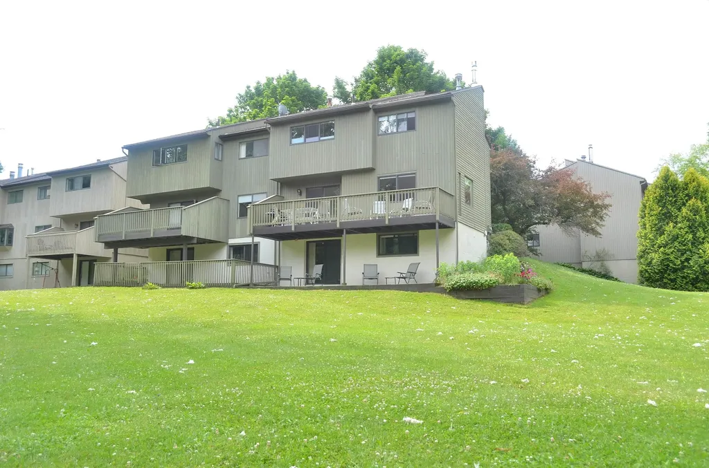 13 Lexington Green South Burlington VT 05403