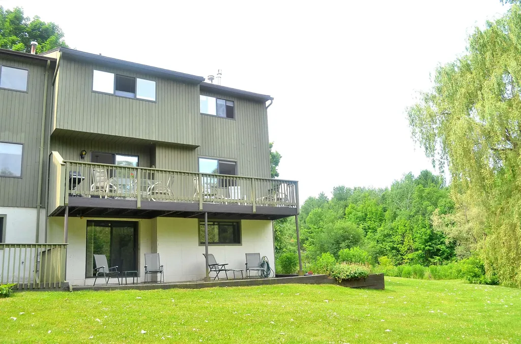 13 Lexington Green South Burlington VT 05403