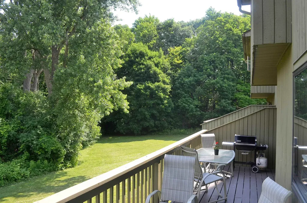 13 Lexington Green South Burlington VT 05403