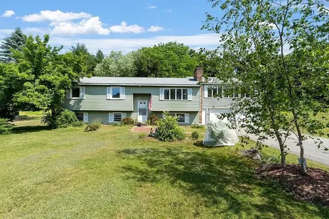 4 Ridgemont Drive Londonderry NH 03053
