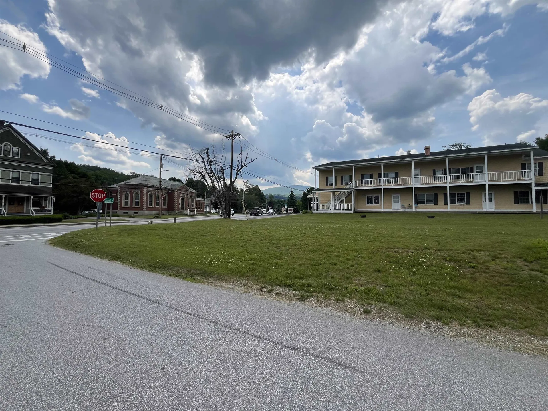 83 Main Street Ludlow VT 05149