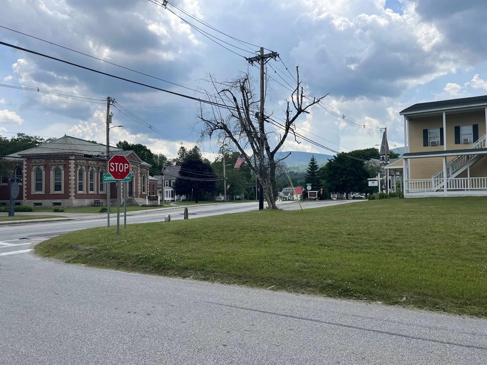 83 Main Street Ludlow VT 05149