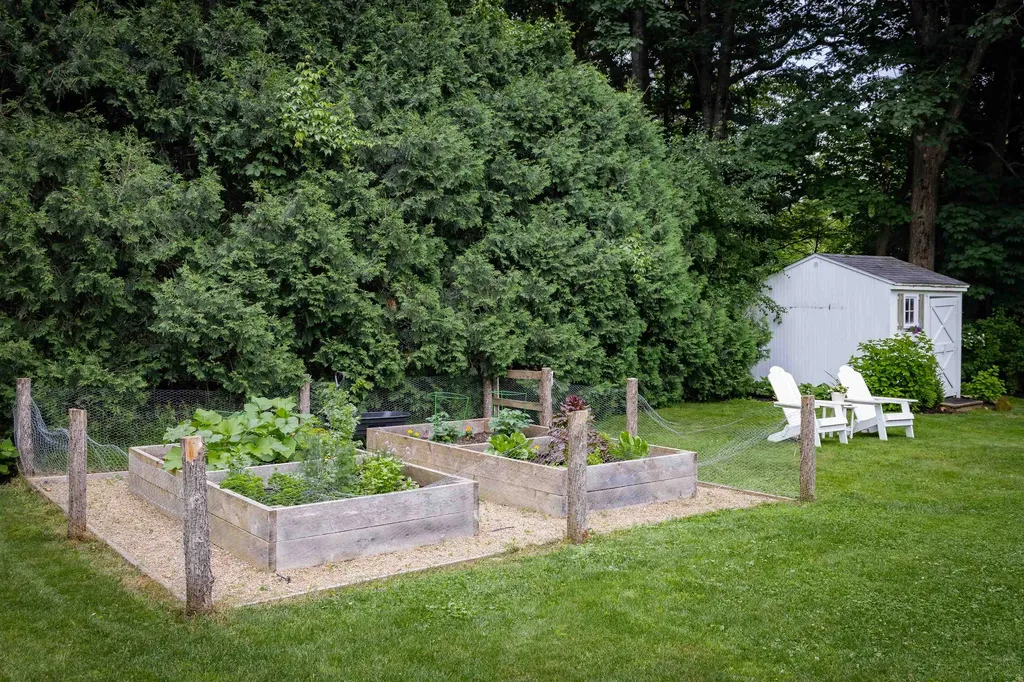 26 Victoria Drive South Burlington VT 05403