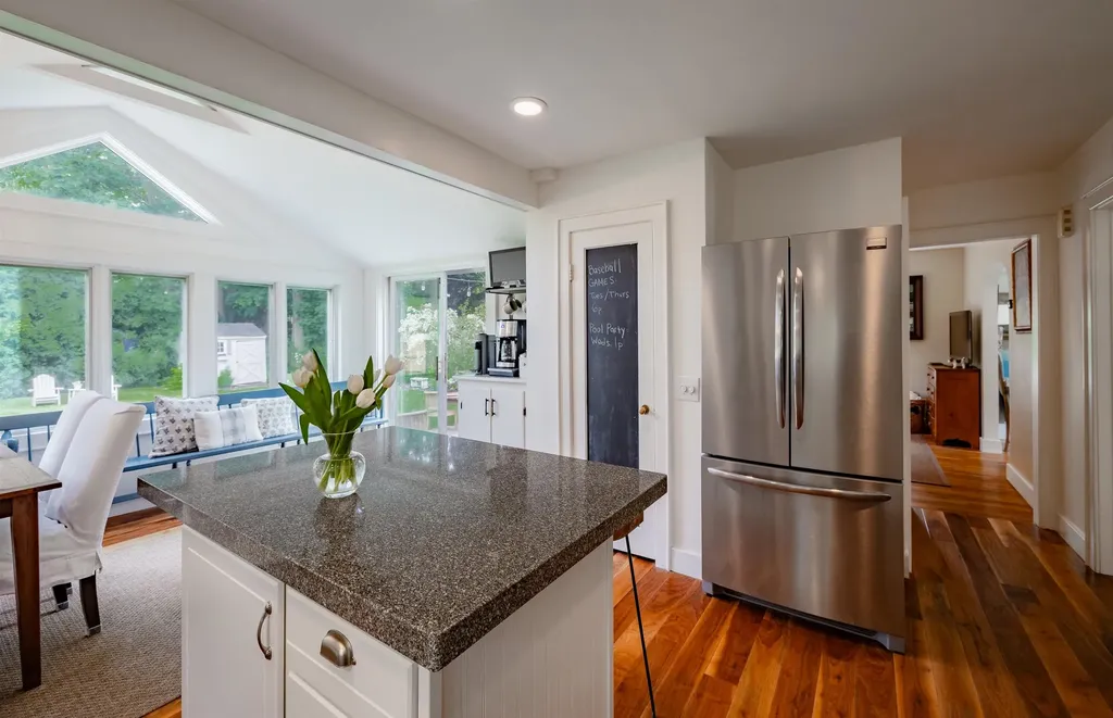 26 Victoria Drive South Burlington VT 05403