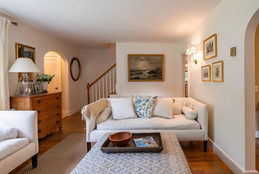 26 Victoria Drive South Burlington VT 05403
