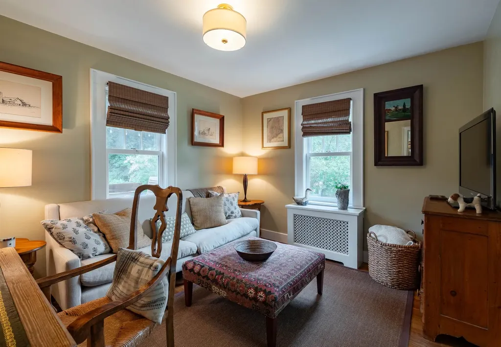26 Victoria Drive South Burlington VT 05403
