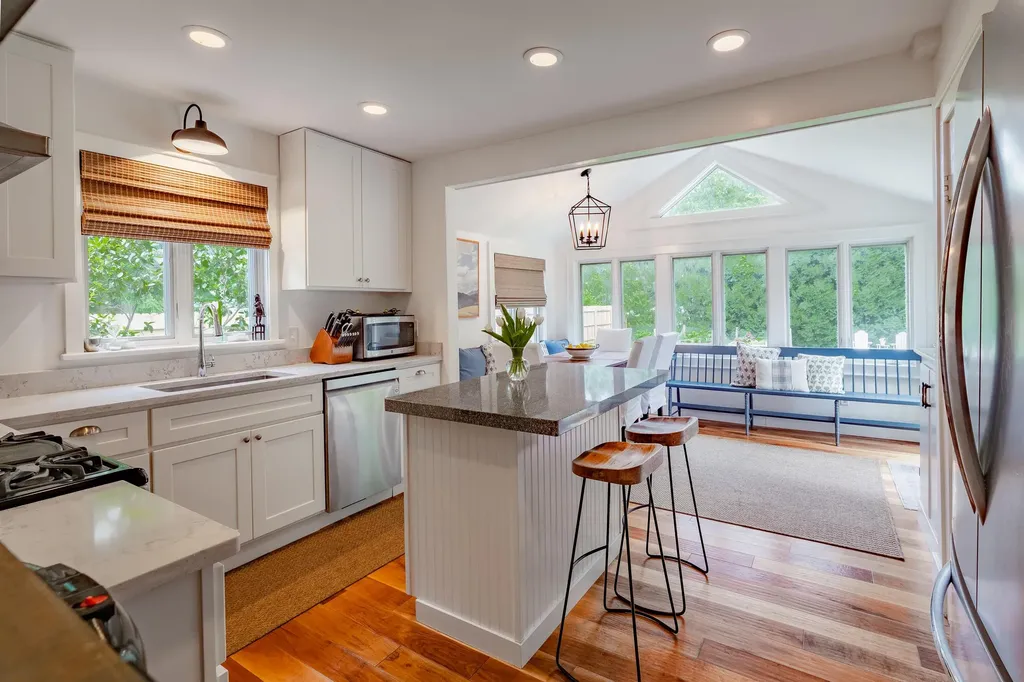 26 Victoria Drive South Burlington VT 05403