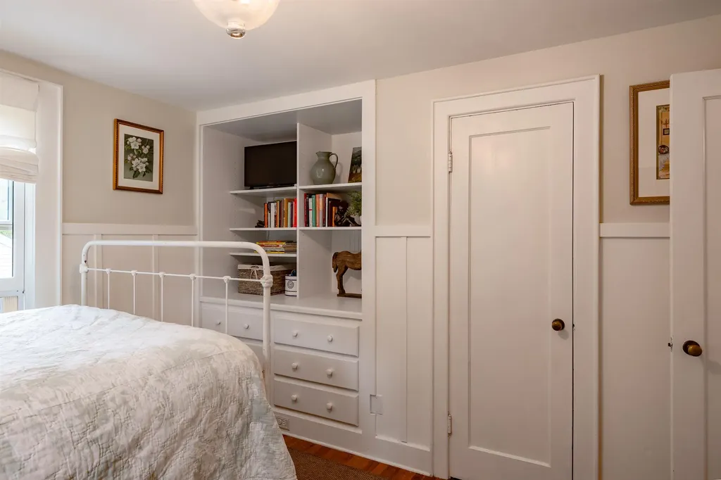 26 Victoria Drive South Burlington VT 05403