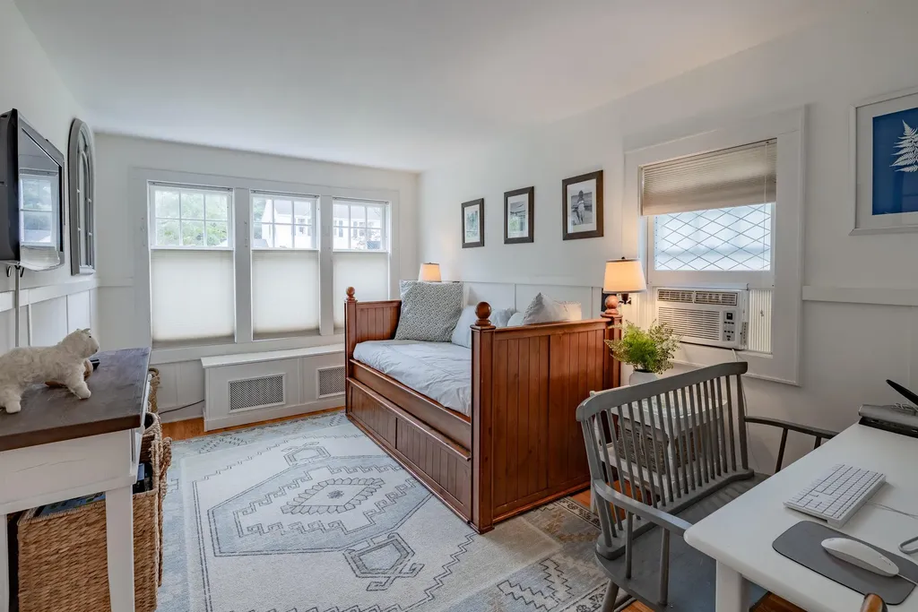 26 Victoria Drive South Burlington VT 05403