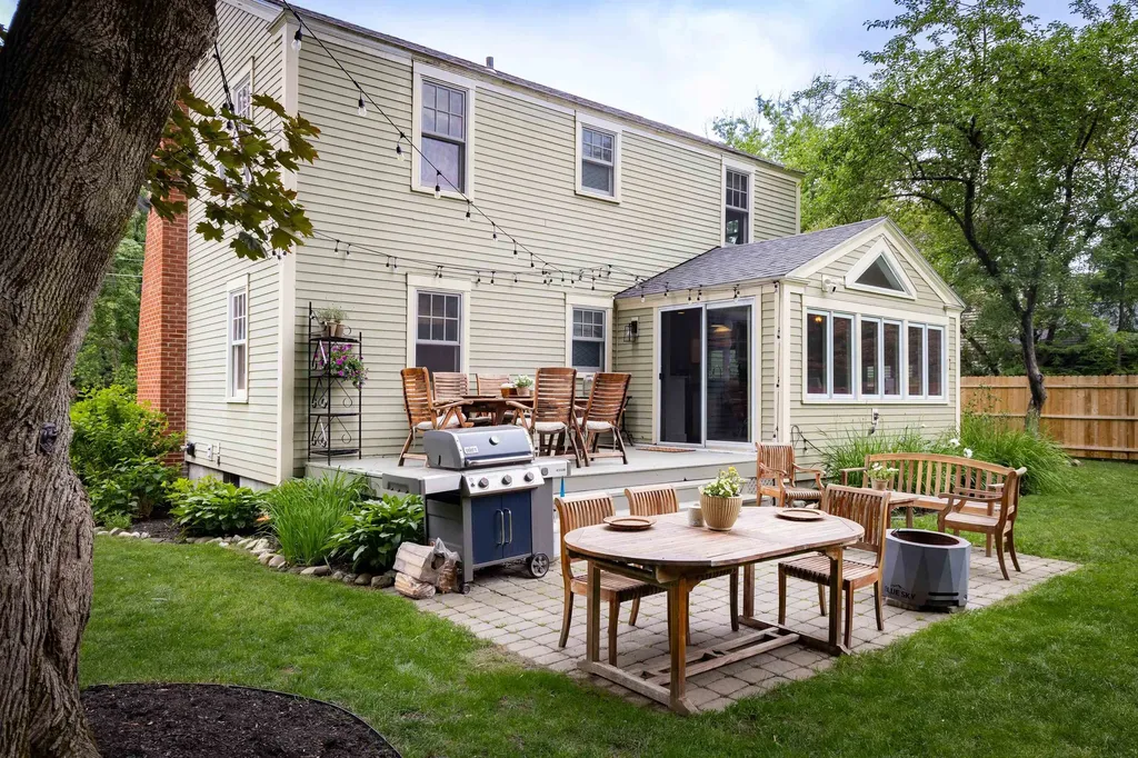 26 Victoria Drive South Burlington VT 05403