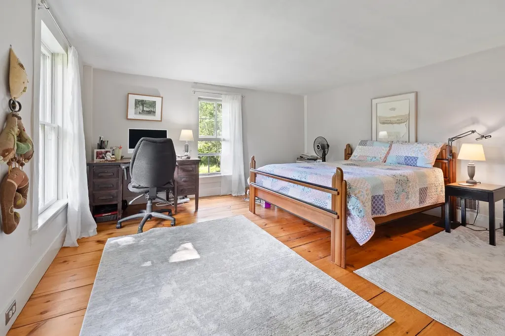 3223 County Road Windsor VT 05089