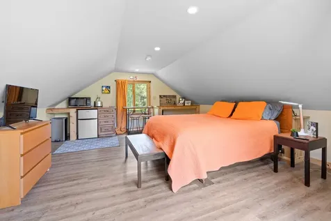 3223 County Road Windsor VT 05089