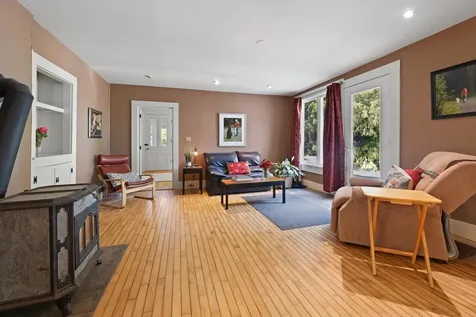 3223 County Road Windsor VT 05089