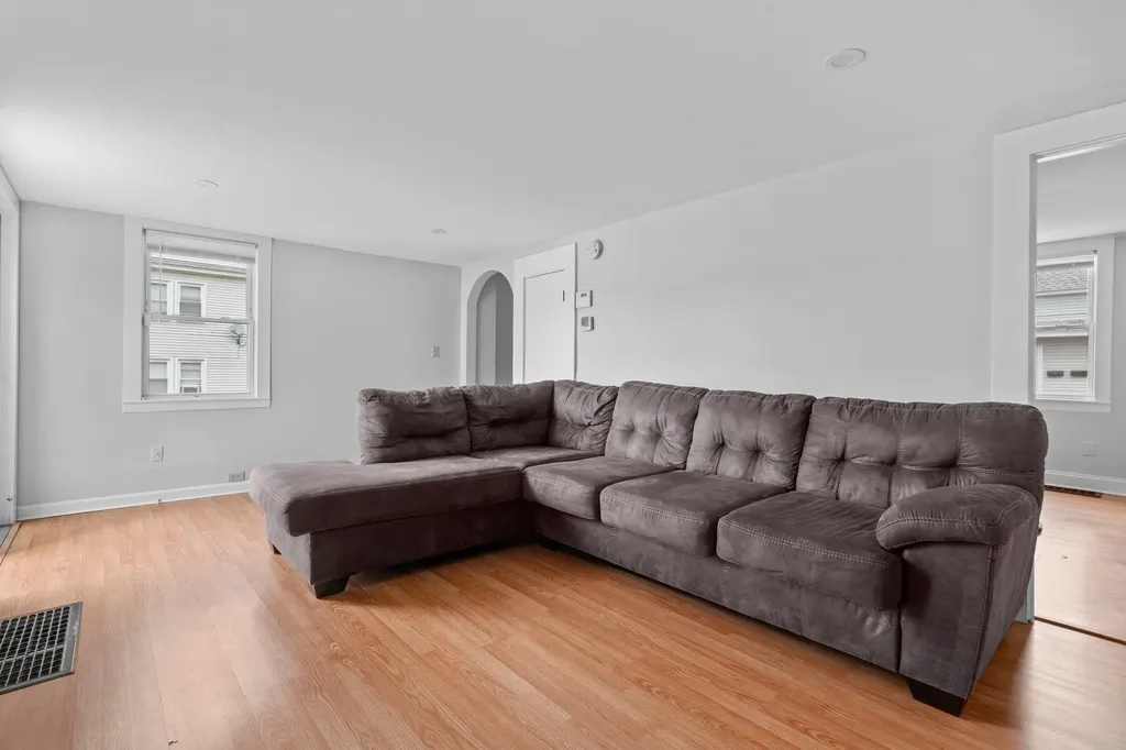 54 Chandler Street Nashua NH 03064