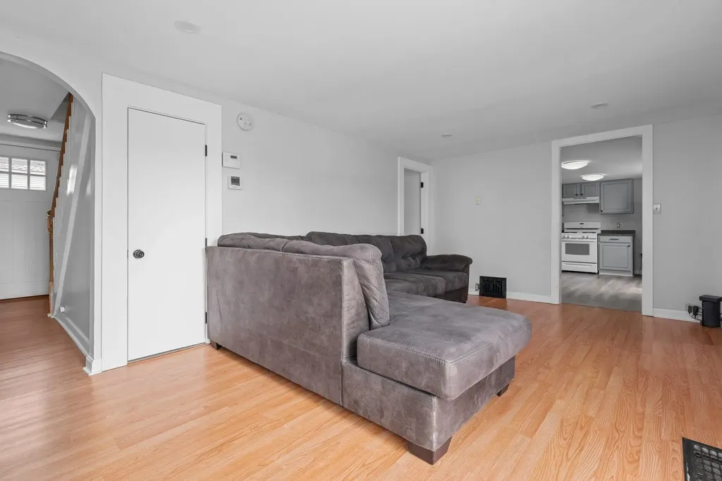54 Chandler Street Nashua NH 03064