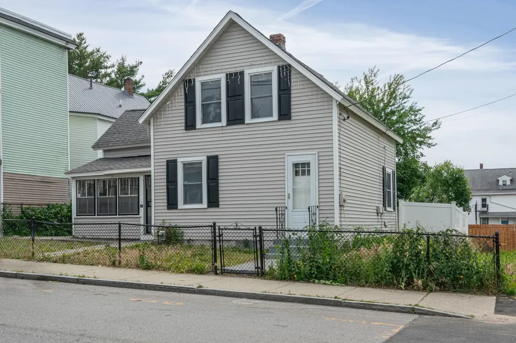 54 Chandler Street Nashua NH 03064