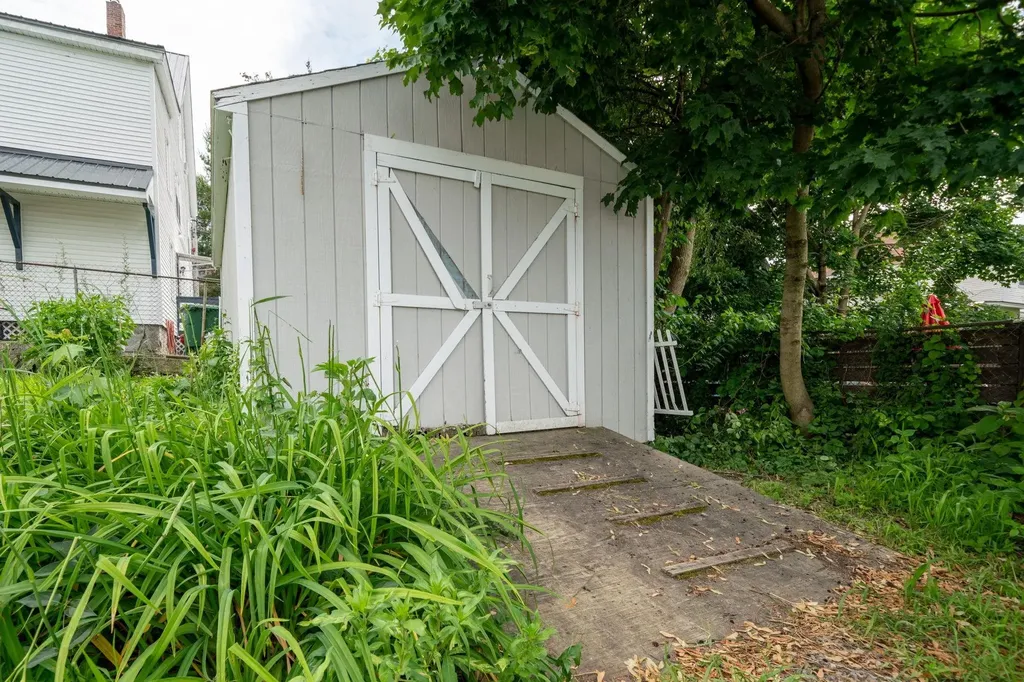 54 Chandler Street Nashua NH 03064