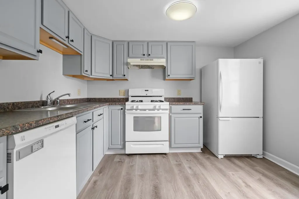 54 Chandler Street Nashua NH 03064
