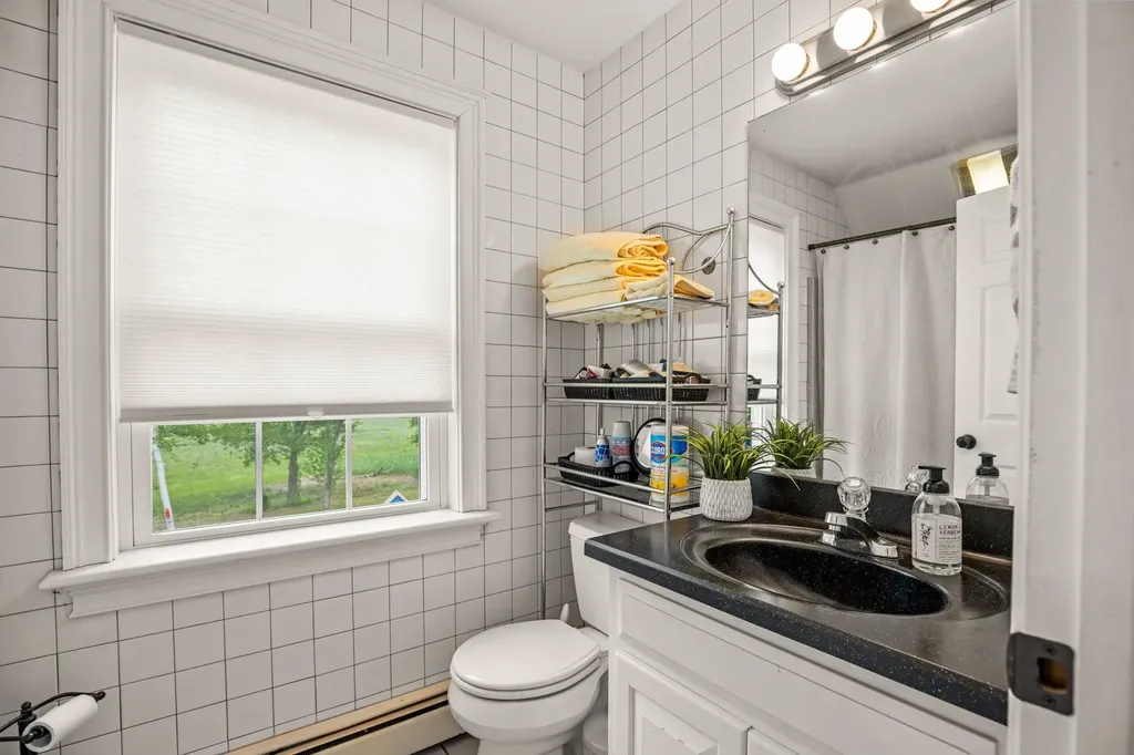 20 Brimmer Lane Hampton Falls NH 03844