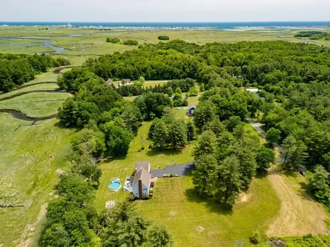 20 Brimmer Lane Hampton Falls NH 03844