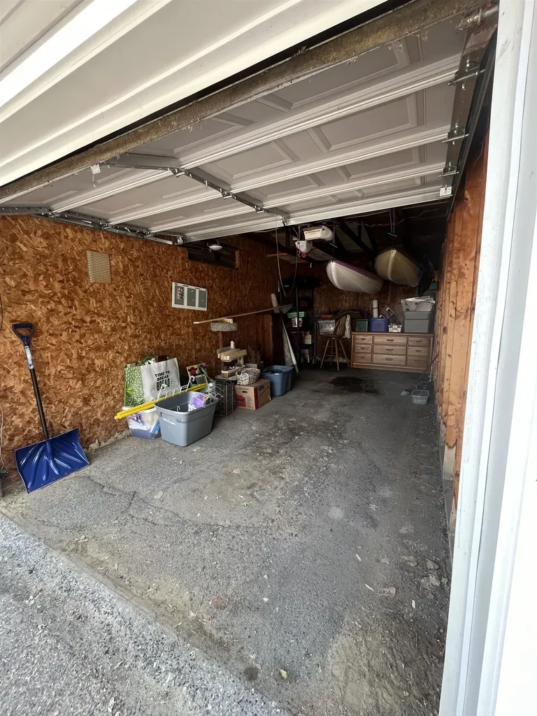 223 Sherwood Square Essex Junction VT 05452
