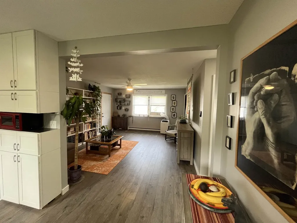 223 Sherwood Square Essex Junction VT 05452