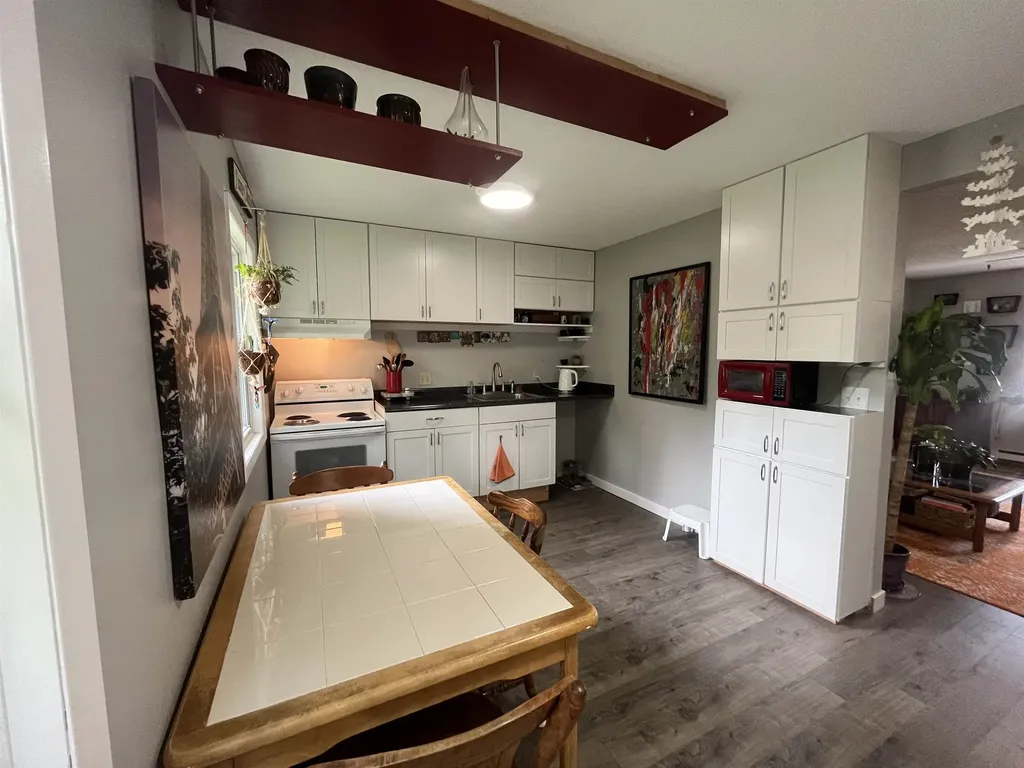 223 Sherwood Square Essex Junction VT 05452