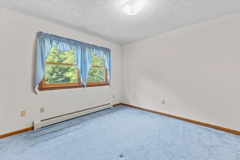 37 Deer Run Milton VT 05468