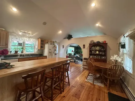 456 Grafton Road Townshend VT 05353