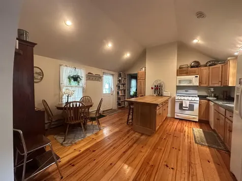 456 Grafton Road Townshend VT 05353