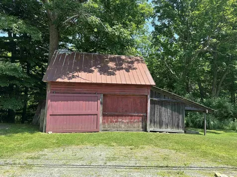 456 Grafton Road Townshend VT 05353