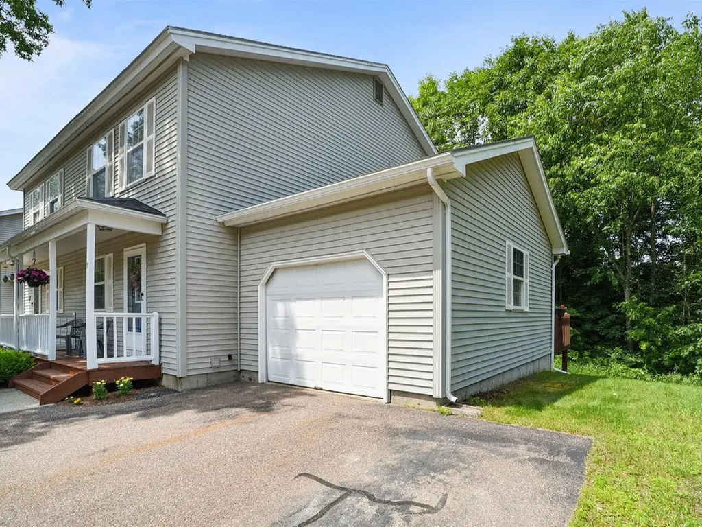 17 Pointe Drive Essex Junction VT 05452