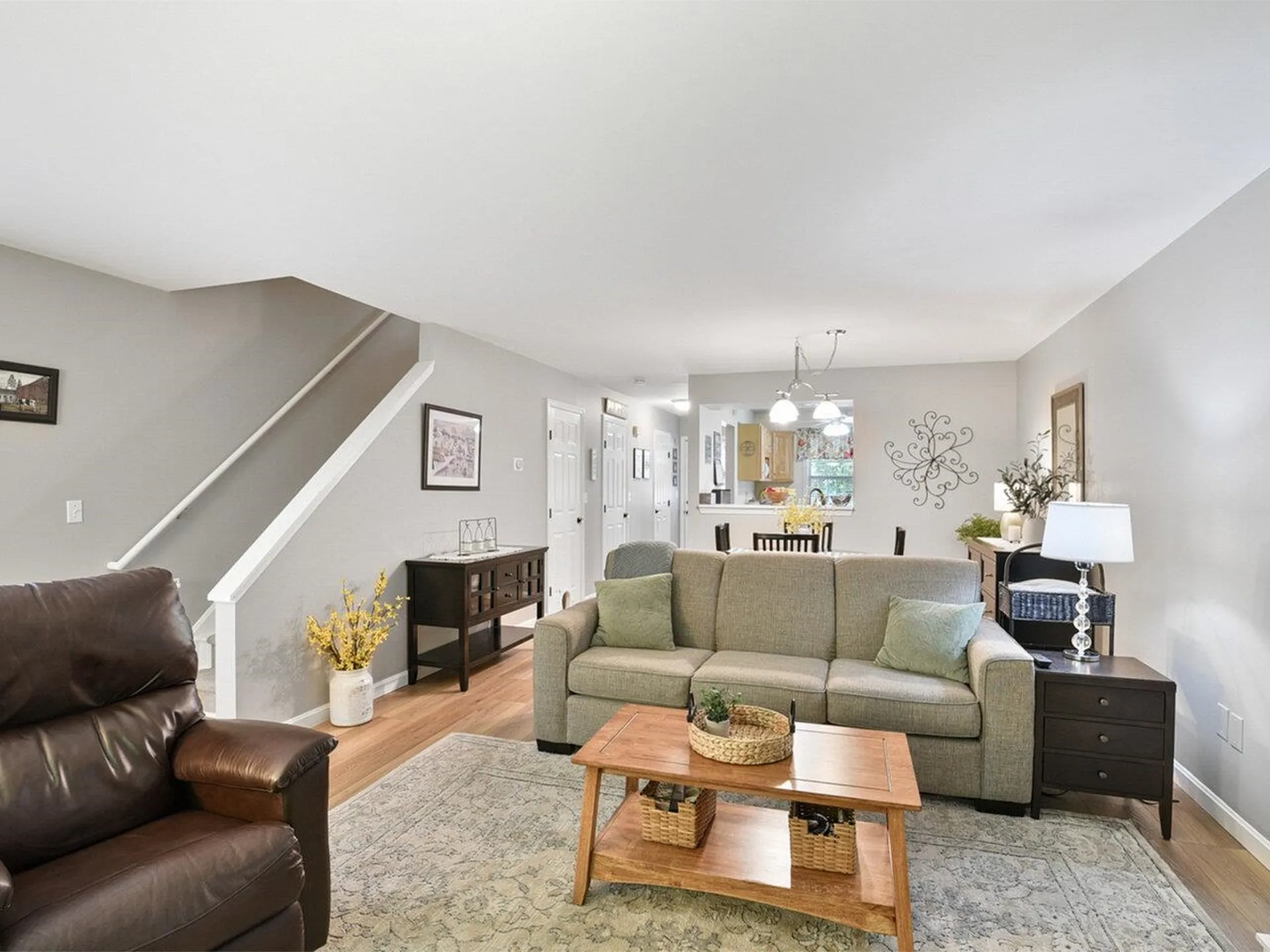 17 Pointe Drive Essex Junction VT 05452