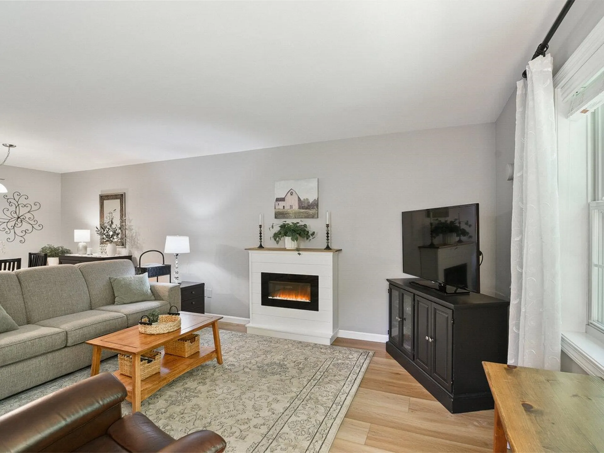 17 Pointe Drive Essex Junction VT 05452