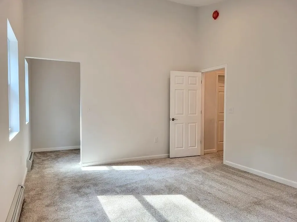 56 Huntington Drive Hillsborough NH 03244