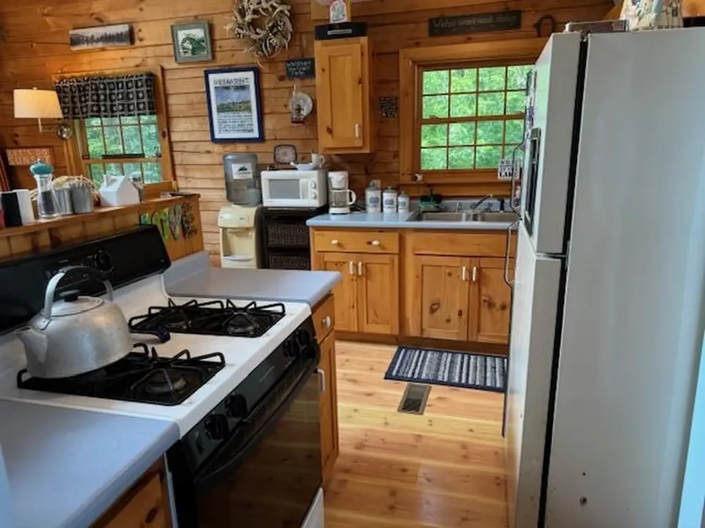 30 Chipmans Point Road Orwell VT 05760