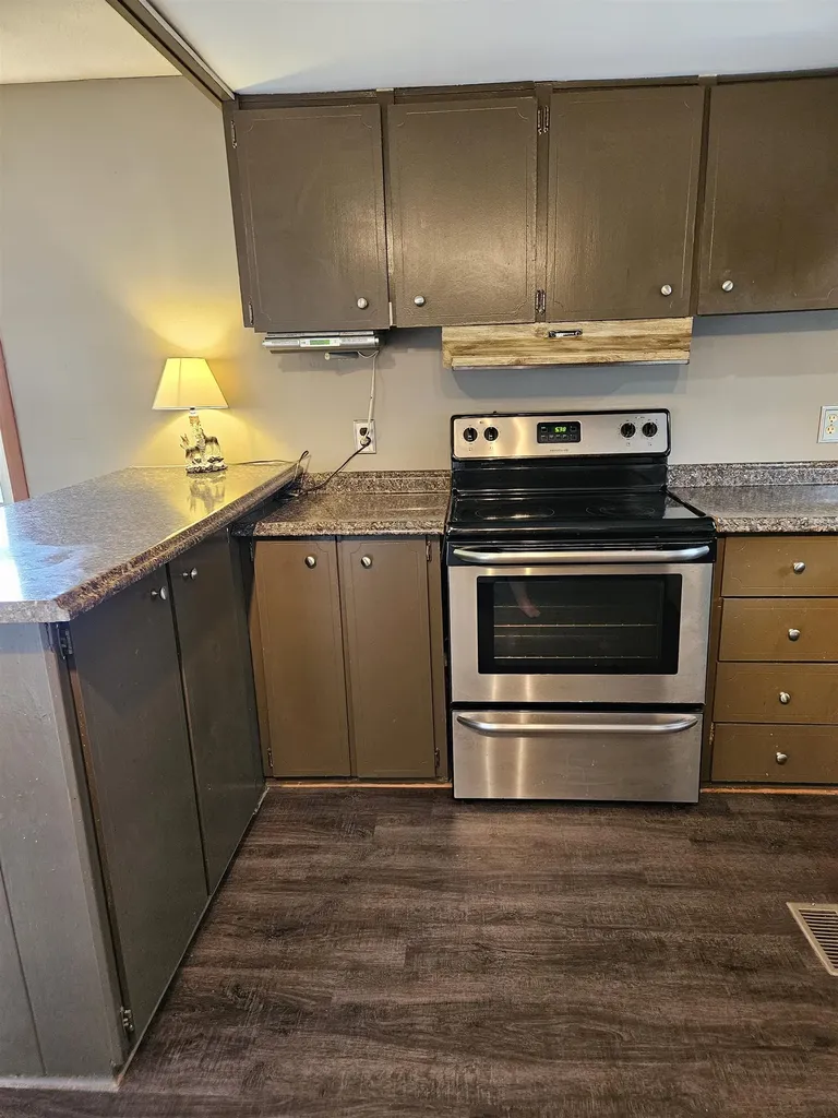 16 Madison Place Claremont NH 03743