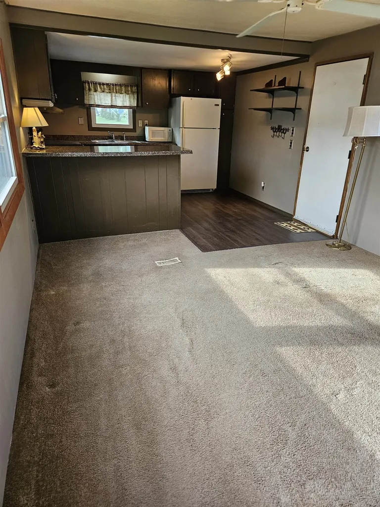 16 Madison Place Claremont NH 03743