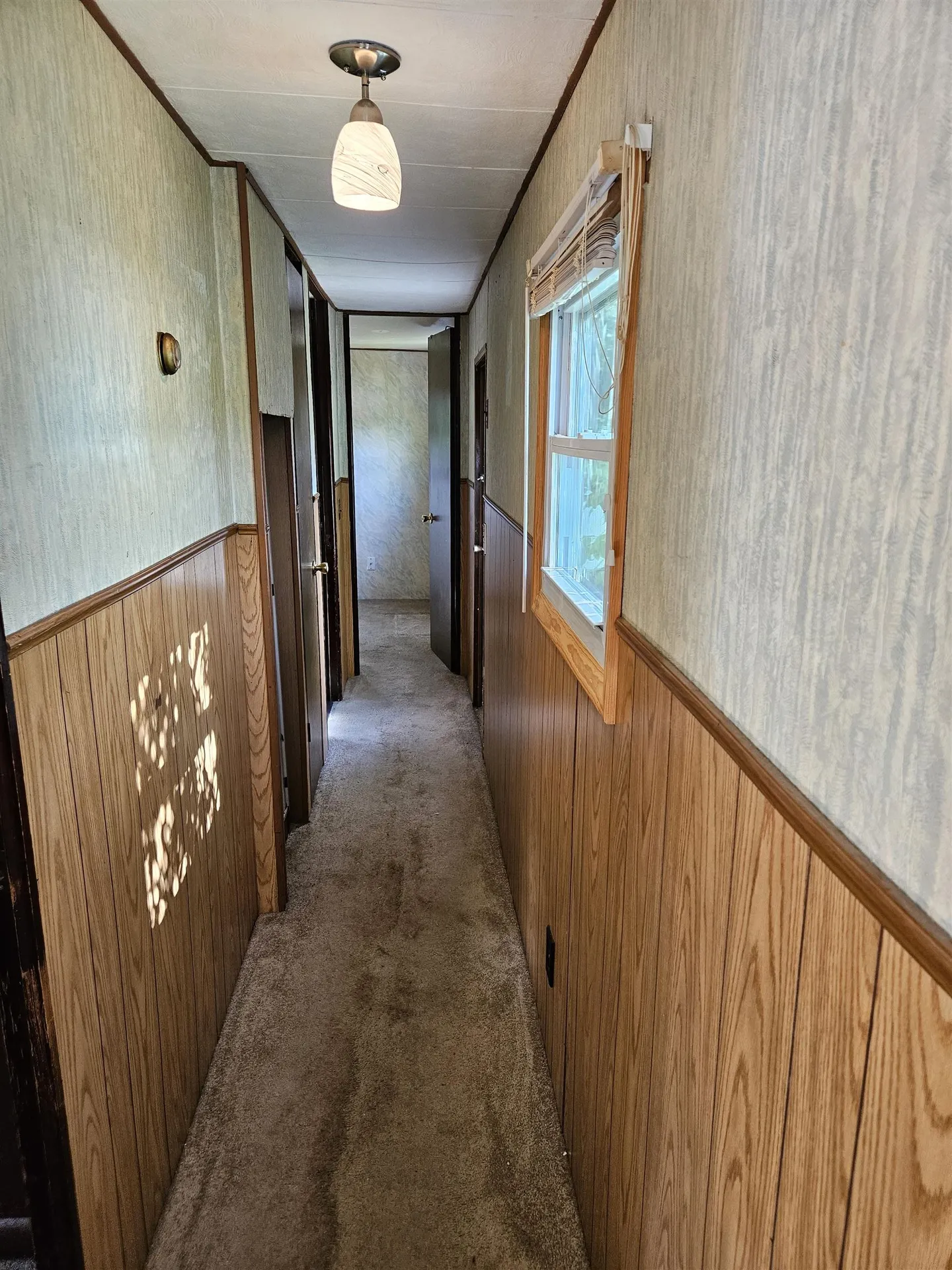 16 Madison Place Claremont NH 03743