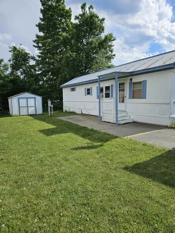 16 Madison Place Claremont NH 03743