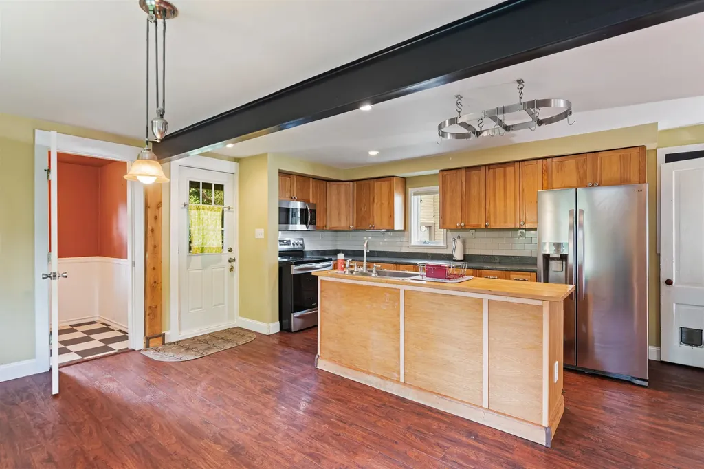 11 Champlain Place Winooski VT 05404