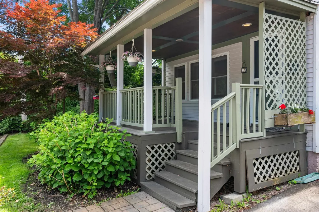 11 Champlain Place Winooski VT 05404