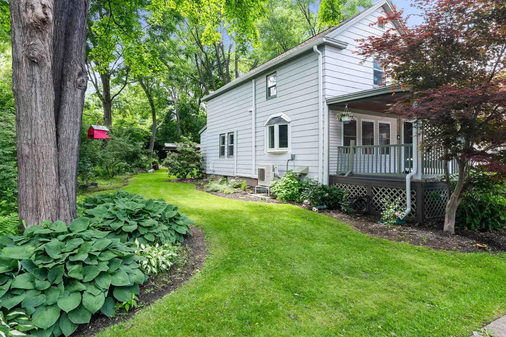 11 Champlain Place Winooski VT 05404