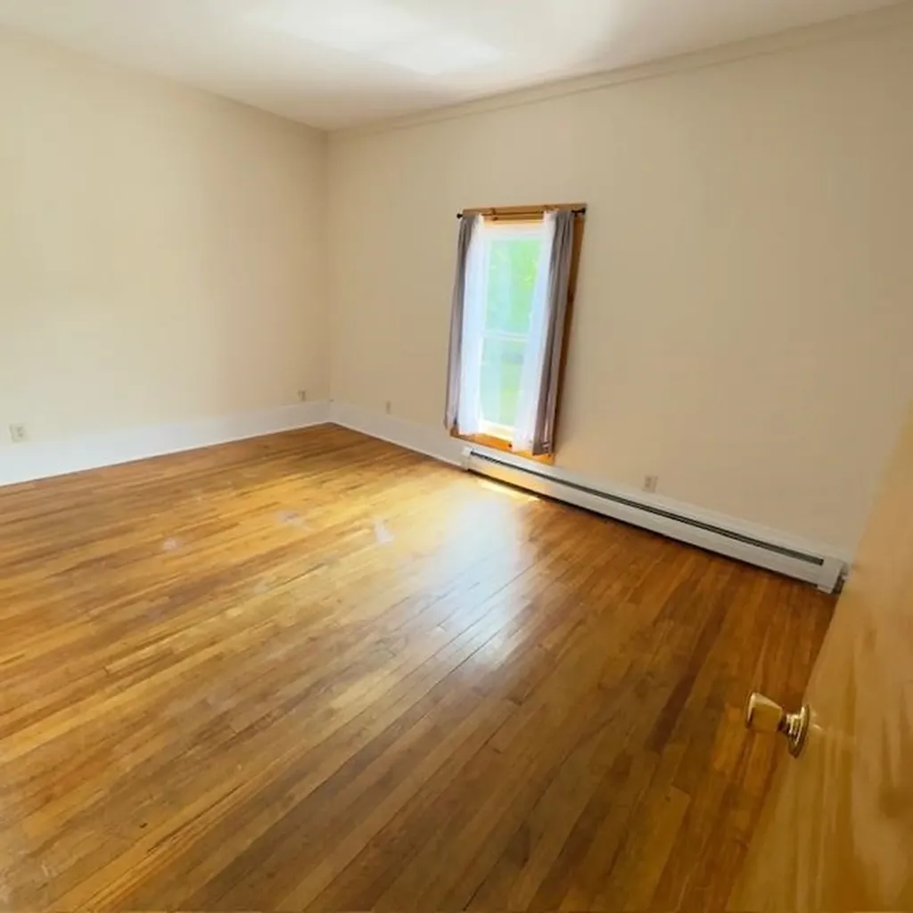 25 Glen Road, Gorham NH Real Estate Listing MLS 5001263 Teamner