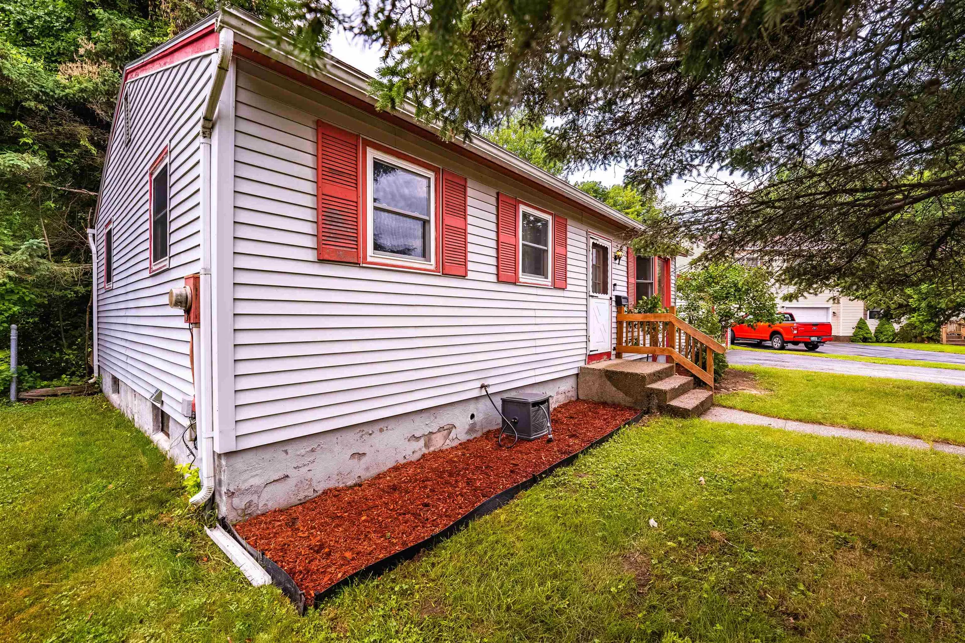 265 James Avenue Burlington VT 05408