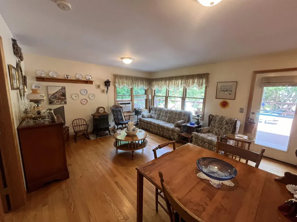 29 Foster Road Essex VT 05452