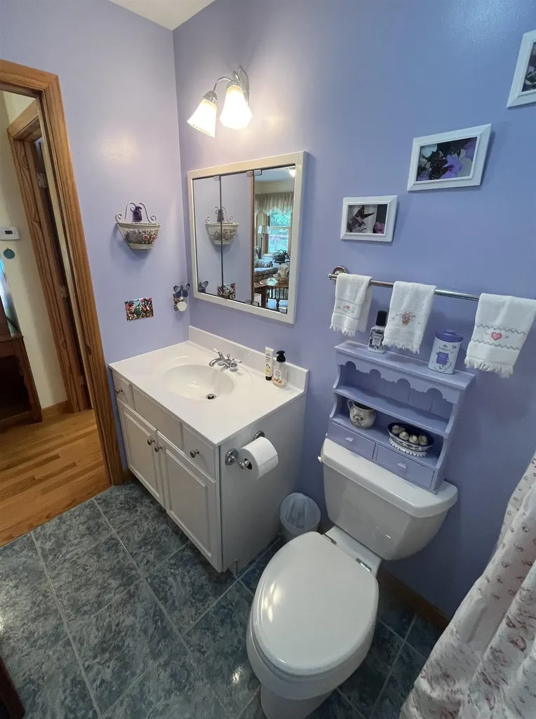 29 Foster Road Essex VT 05452