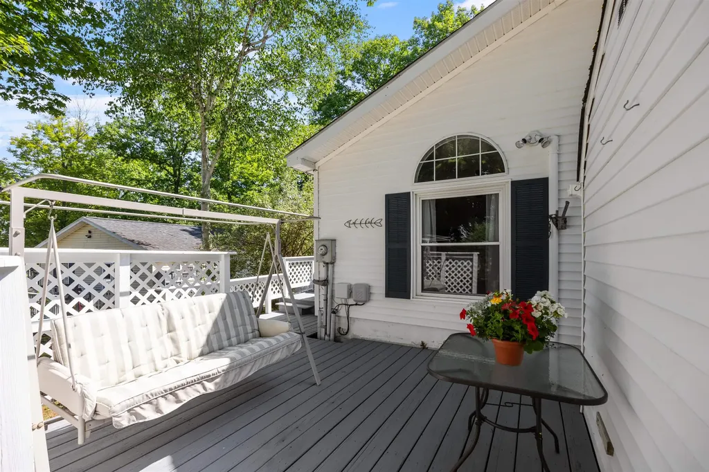 142 Randlett Drive Laconia NH 03246