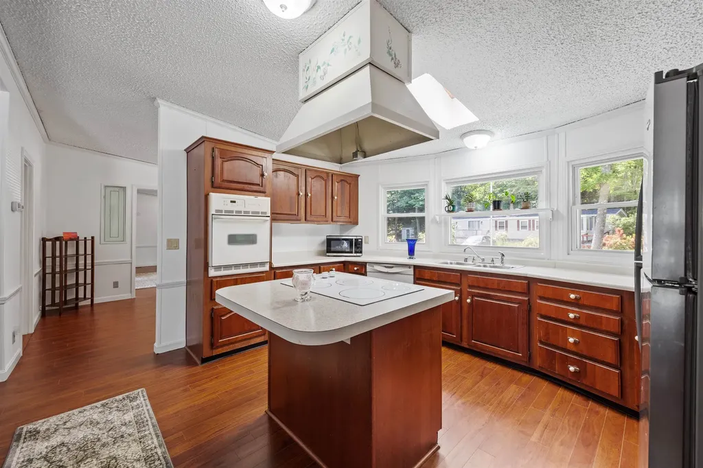 142 Randlett Drive Laconia NH 03246
