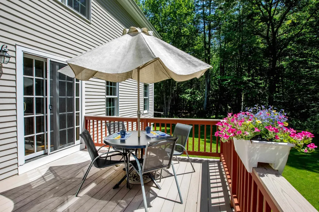 64 Gale Road Hampton NH 03842